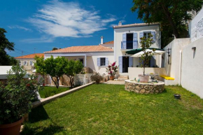 VILLA AELIA in Spetses - charm & convenience, 2min beach